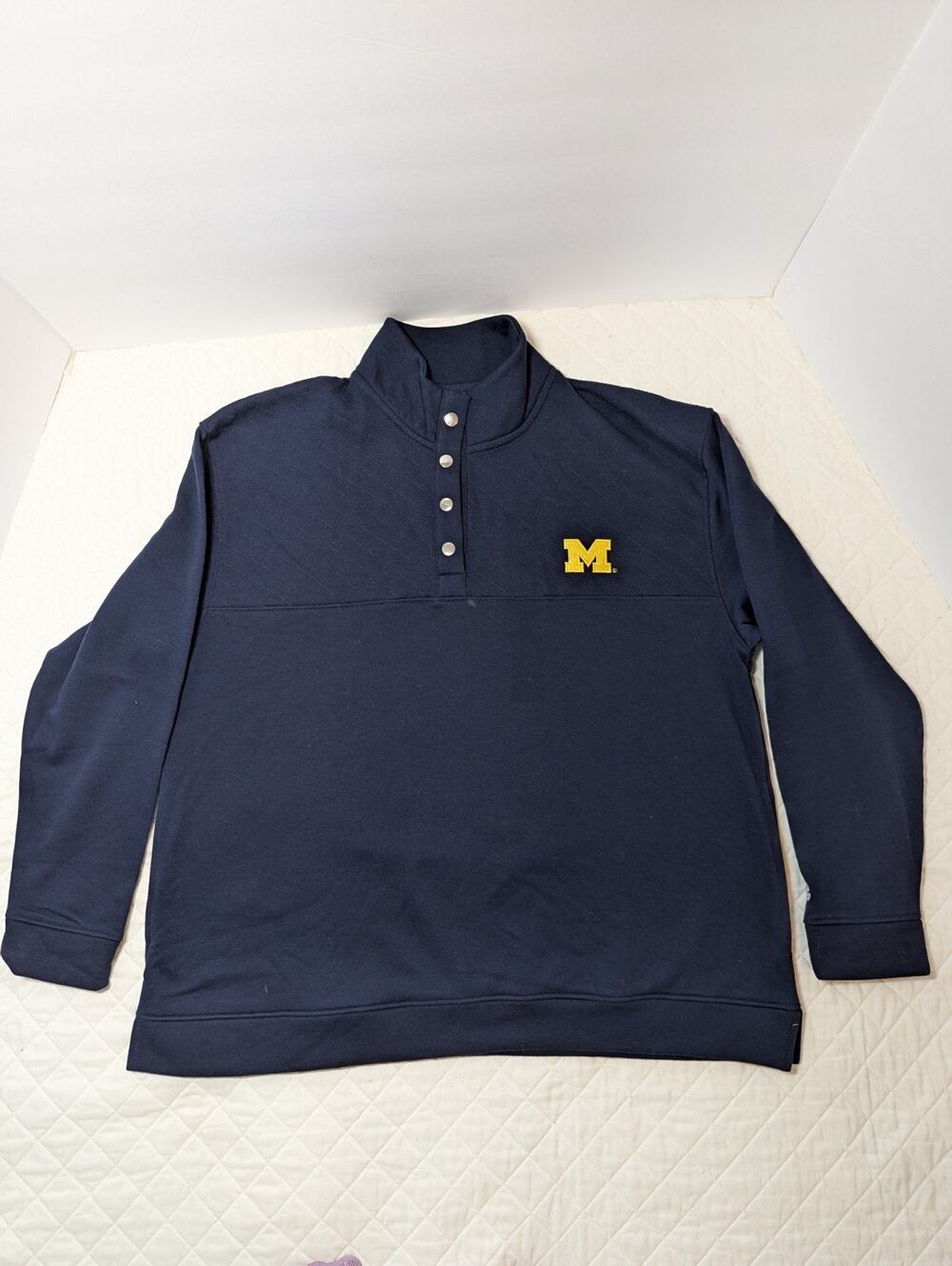 University Of Michigan 4 Snap Pullover, Quilted Look at Upper Shoulder And Chest